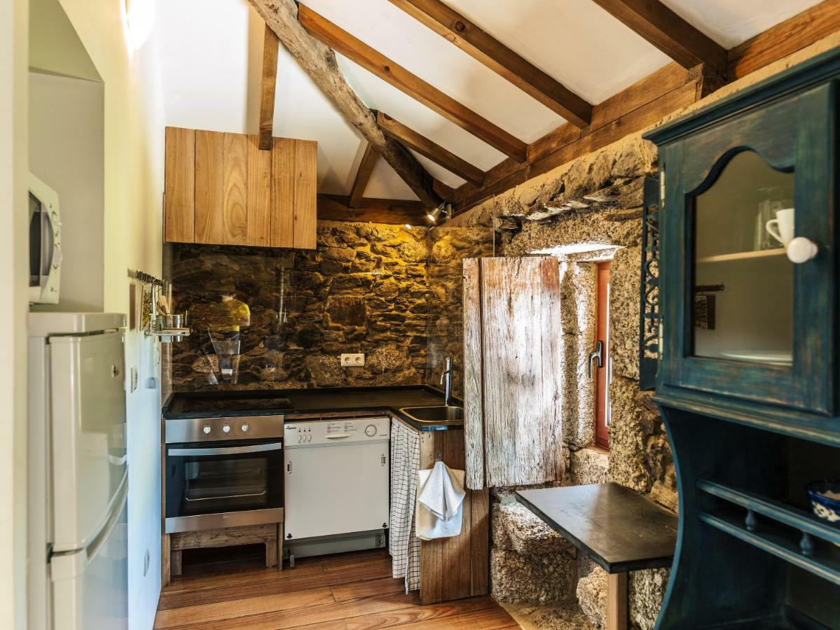 カベセイラス・デ・バスト Quinta Do Rapozinhoヴィラ 部屋 写真